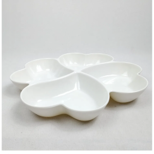 PETISQUEIRA MELAMINA CORAÇÃO 4 DIVISÕES - 27CM